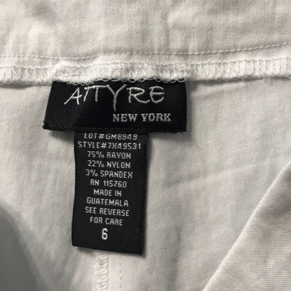 Attyre~~Cute Bermudas. 💜💛 - Picture 5 of 7